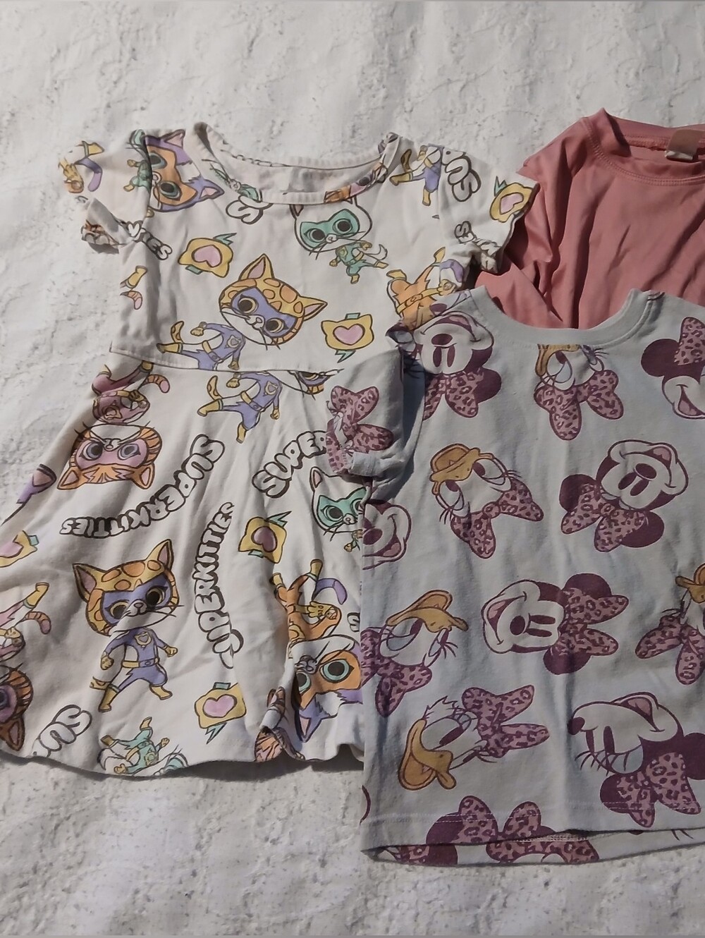 Super Kitties Print Dress, Minnie And DAISY Top And OshKosh Top - SIZE 3T